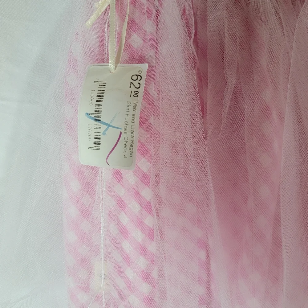 max and dora skirtu regan reversible skirt pink Size 4‎ NWOT